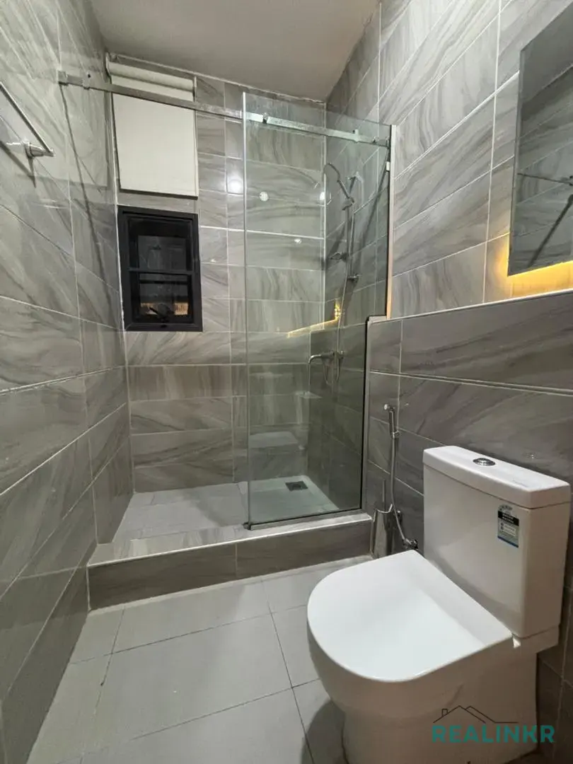 Fully furnished 1 Bedroom Serviced Apartment