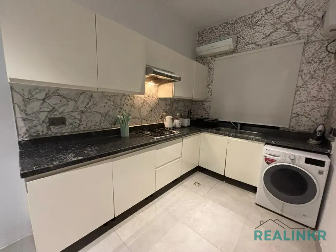 Fully furnished 1 Bedroom Serviced Apartment