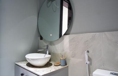Fully Furnished 2 Bedroom Serviced Apartment