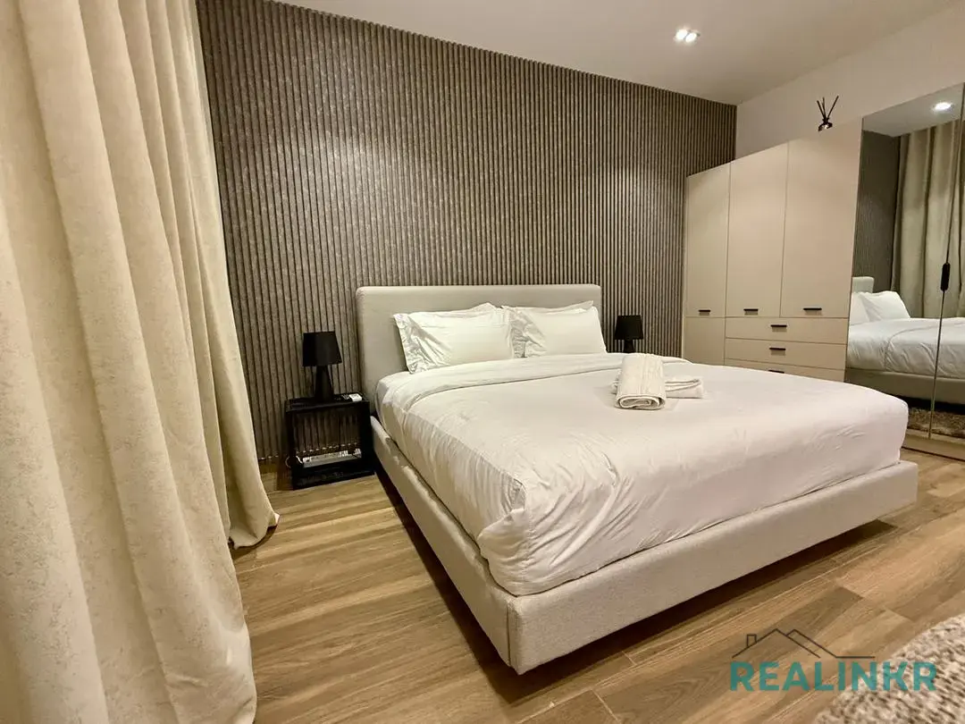 A fully furnished 2 bedroom apartment