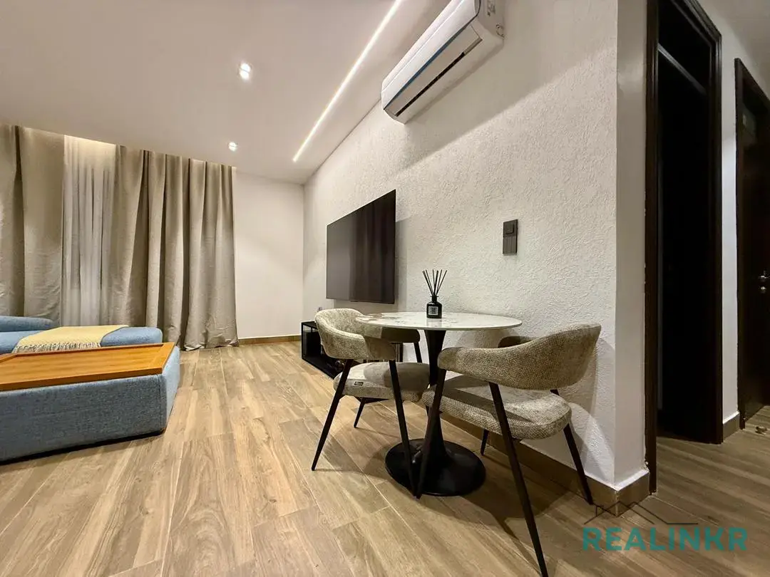 A fully furnished 2 bedroom apartment